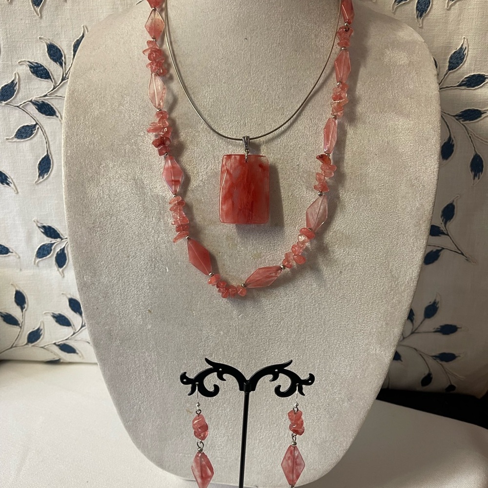 Elegant Pink Gemstone Necklace and Earring Set